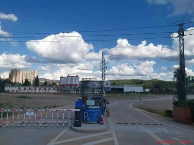 安宁玉龙湾公园正门车牌识别